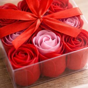 coffret roses savon parfumées cadeau romantique