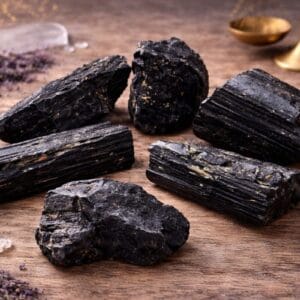 tourmaline noire brute naturelle pierre de protection lithothérapie